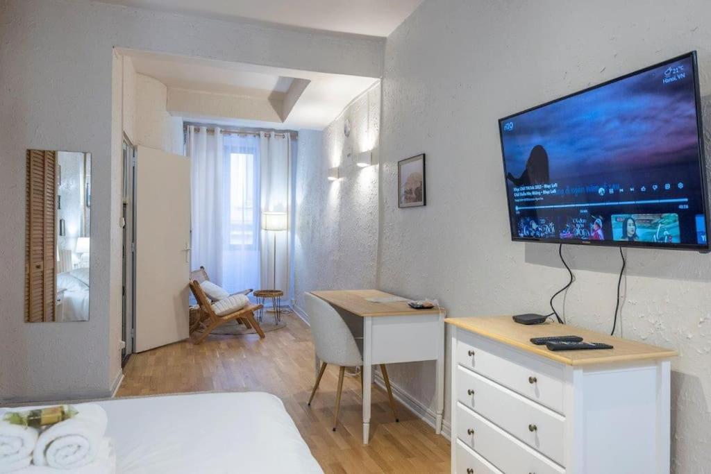 Appartement Cosy Dans Les Rues Pietonnes Grenoble Exterior foto